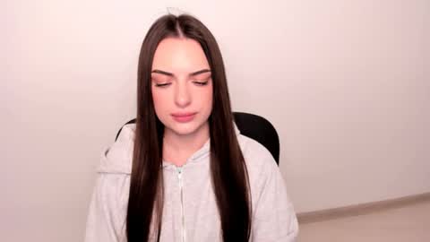 Snapshot of eva_rossee_ chatting on March 2025 01:32:02 PM Eva online show from March 2025 01:32:02 PM