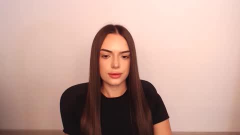 Snapshot of eva_rossee_ chatting on September 2025 01:24:01 PM Eva online show from September 2025 01:24:01 PM