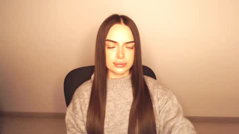 Snapshot of eva_rossee_ chatting on October 2025 04:06:02 PM Eva online show from October 2025 04:06:02 PM