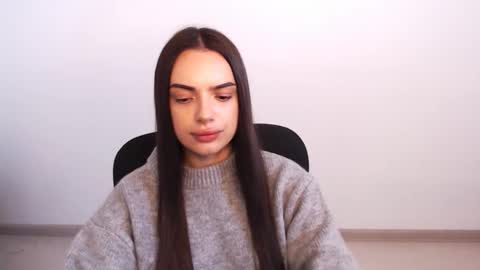 Snapshot of eva_rossee_ chatting on November 2025 09:39:01 AM Eva online show from November 2025 09:39:01 AM