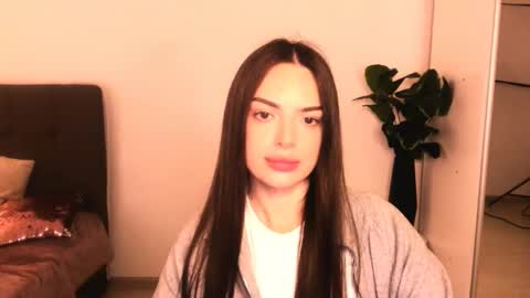 Eva online show from April 2026 04:00:02 PM