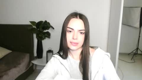 Eva online show from April 2026 06:31:01 PM