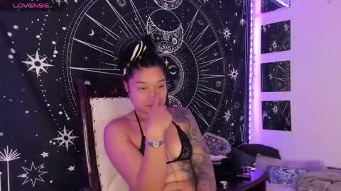 Snapshot of eva_sanderslee chatting on October 2025 08:45:01 AM Eva online show from October 2025 08:45:01 AM