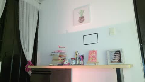 Snapshot of eva_sin18 chatting on June 2026 06:52:02 AM Eva Sin online show from June 2026 06:52:02 AM