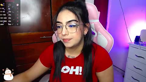 Eva  online show from December 2024 07:57:01 PM