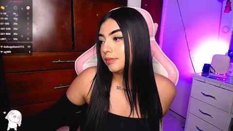 Eva  online show from January 2025 11:48:02 PM