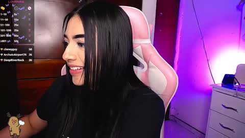 Eva  online show from January 2025 01:49:01 AM