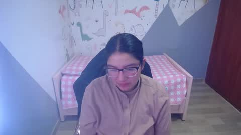 eva_smit_t online show from January 2026 02:46:02 AM