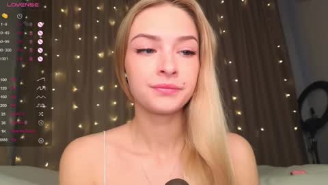 Snapshot of eva_vex chatting on January 2025 06:38:02 AM Hello Im Eva online show from January 2025 06:38:02 AM