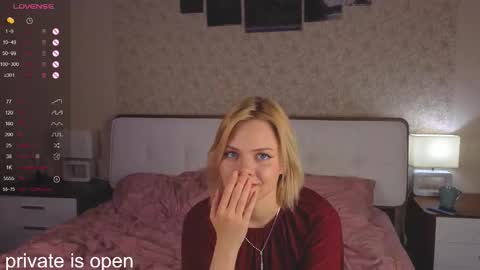 Snapshot of eva_zizixx chatting on September 2025 03:14:01 PM Eva online show from September 2025 03:14:01 PM