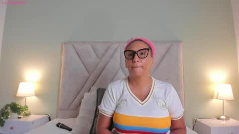 Snapshot of evaa_mills chatting on May 2026 12:34:01 PM Eva online show from May 2026 12:34:01 PM