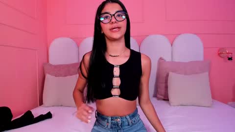Snapshot of evaa_rose_ chatting on February 2025 11:55:01 AM Eva online show from February 2025 11:55:01 AM