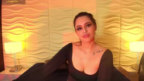 evaafoxxy_ online show from October 2025 12:05:01 PM