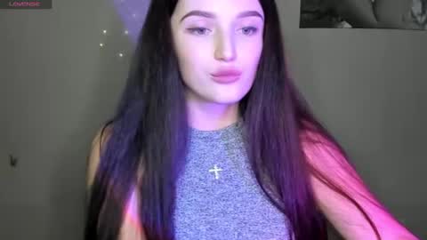 Eva online show from December 2024 10:01:02 PM