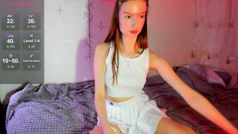 Hi Im Eva - welcome to my room online show from December 2025 02:55:01 PM
