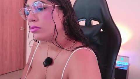 Jenny Carters online show from July 2026 07:55:01 PM
