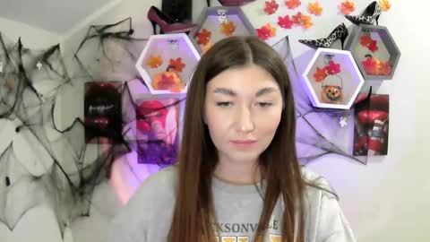 Evachaturbatte online show from October 2025 11:10:01 AM