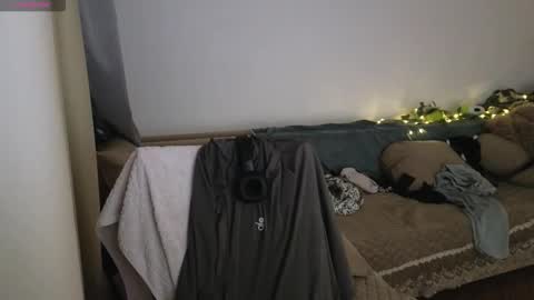 Snapshot of evadior chatting on October 2025 08:27:02 PM Eva online show from October 2025 08:27:02 PM