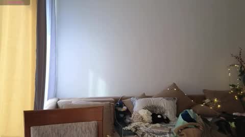 Snapshot of evadior chatting on October 2025 07:09:01 AM Eva online show from October 2025 07:09:01 AM