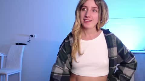Snapshot of evahailey_ chatting on February 2025 05:15:02 AM Eva online show from February 2025 05:15:02 AM