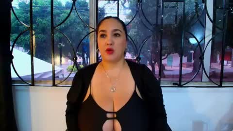 Snapshot of evamilff_ chatting on May 2026 12:43:01 PM Eva online show from May 2026 12:43:01 PM