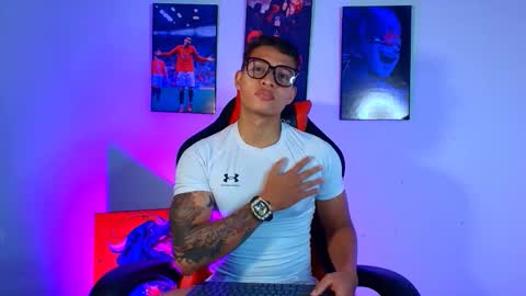 EVAN GREY online show from September 2025 02:33:02 AM