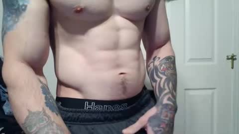 Snapshot of evancage chatting on January 2025 01:08:01 AM evan cage online show from January 2025 01:08:01 AM