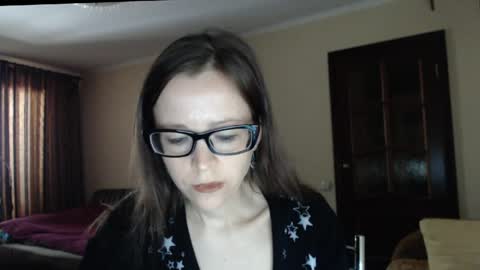 Snapshot of evangeline06 chatting on May 2026 09:06:01 AM YourMistress online show from May 2026 09:06:01 AM