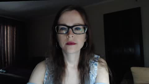 Snapshot of evangeline06 chatting on May 2026 08:53:01 AM YourMistress online show from May 2026 08:53:01 AM