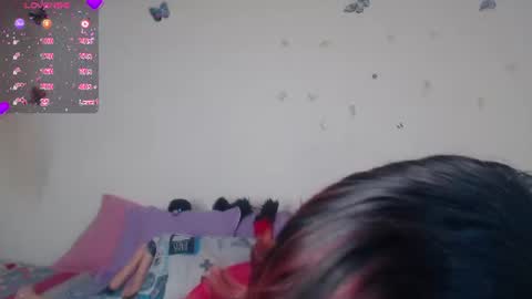 Snapshot of evangeline_lover chatting on June 2026 01:54:01 PM evangeline_lover online show from June 2026 01:54:01 PM
