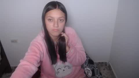 Snapshot of evangeline_petite chatting on May 2026 04:19:02 AM eva online show from May 2026 04:19:02 AM