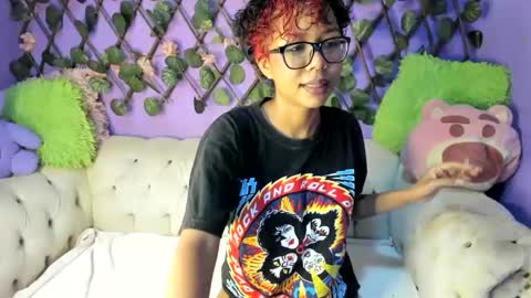 Snapshot of evangely15 chatting on September 2025 11:21:01 AM evangely online show from September 2025 11:21:01 AM