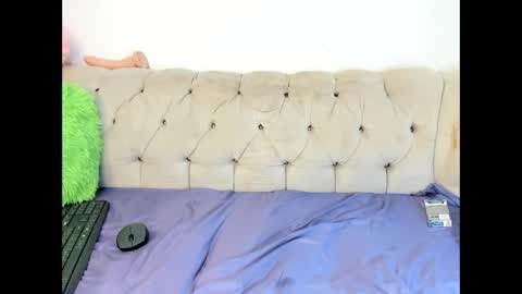 evangely15_ online show from March 2025 11:06:02 AM