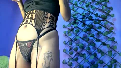 evangely15_ online show from October 2025 11:33:02 AM