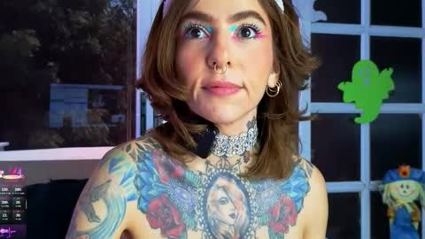 Snapshot of evangelyne1 chatting on October 2025 03:34:01 PM Evangelyne online show from October 2025 03:34:01 PM