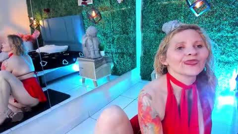  Evangelyne  online show from February 2026 07:45:01 PM