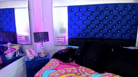 Snapshot of evanllelyne chatting on November 2025 01:44:02 PM evanllelyne online show from November 2025 01:44:02 PM