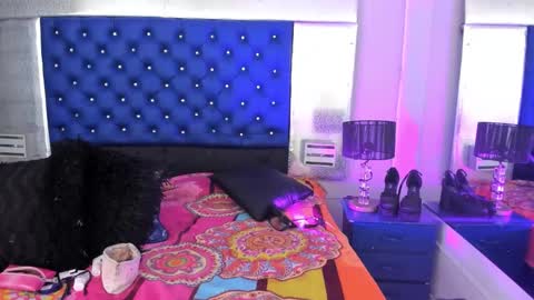 Snapshot of evanllelyne chatting on November 2025 11:55:02 AM evanllelyne online show from November 2025 11:55:02 AM