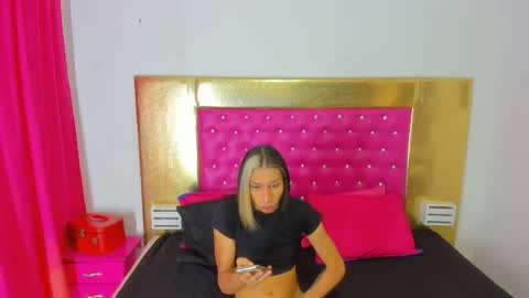 Snapshot of evanllelyne chatting on December 2025 07:31:02 PM evanllelyne online show from December 2025 07:31:02 PM