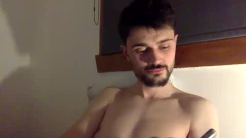 evanmacd0987 online show from February 2026 10:05:02 PM