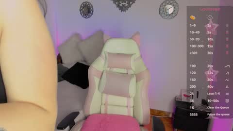 hailey online show from November 2025 05:32:02 AM