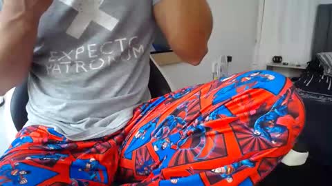 Evan online show from February 2025 04:21:02 PM