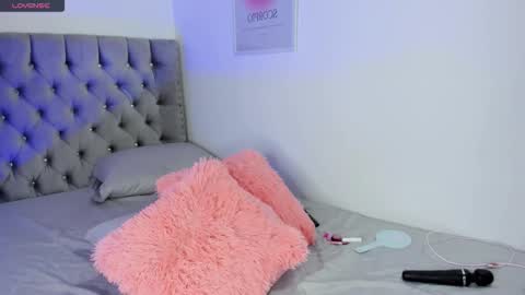 Eva Olimpo online show from November 2025 10:51:01 PM