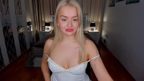 EvaRider online show from February 2026 06:11:01 AM