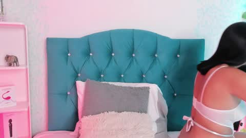 EVARITZ online show from February 2025 02:50:02 AM