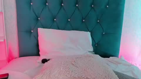 EVARITZ online show from March 2025 10:00:02 AM