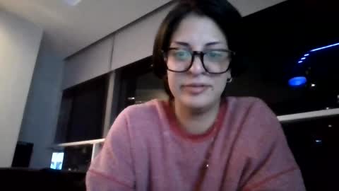 EvaVice online show from September 2025 08:27:01 AM