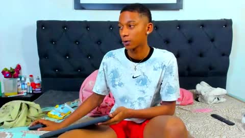 Eva And Emmanuel online show from December 2024 02:21:01 AM