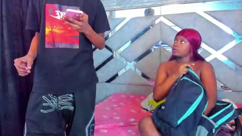 Eva And Emmanuel online show from February 2025 12:34:01 PM