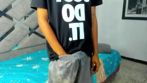 Eva And Emmanuel online show from September 2025 02:44:02 PM